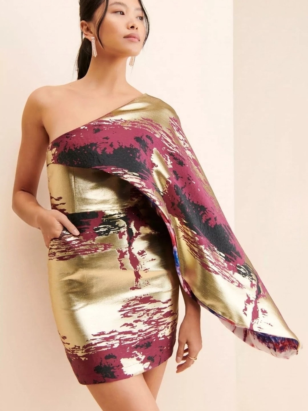 NWT Kahindo Hadiza One-Shoulder Metallic Gold Burgundy Mini Dress Size 4.